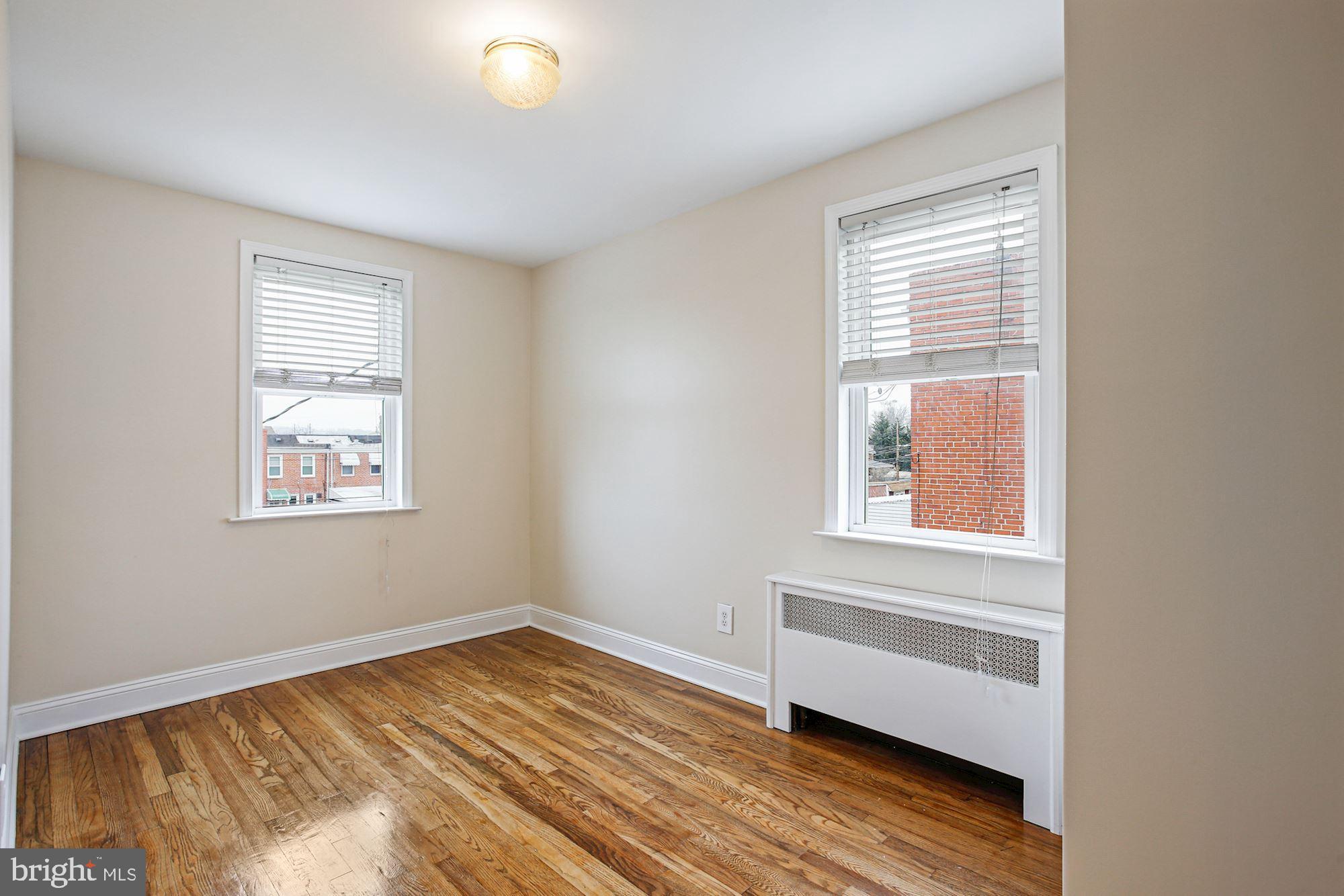 3636 Clarenell Road Baltimore, MD 21229 - Photo 15 of 31 Bedroom