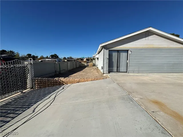 $319,000 | 2405 Valparaiso Street, Las Vegas, NV 89108