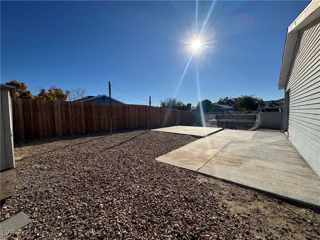 $319,000 | 2405 Valparaiso Street, Las Vegas, NV 89108