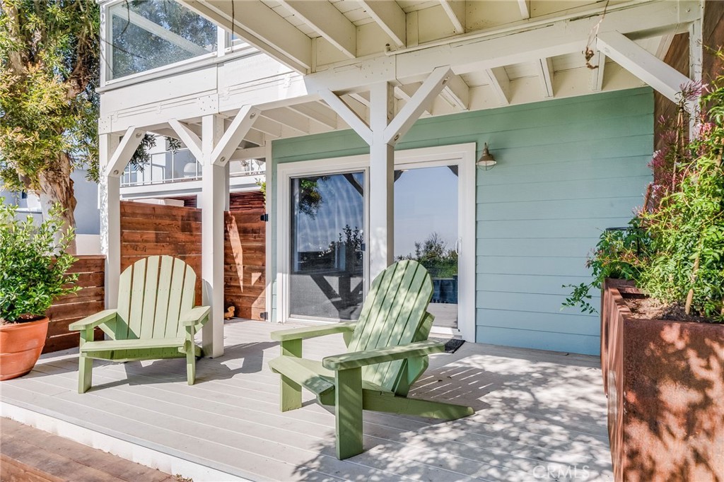 979 Capistrano Avenue Laguna Beach, CA 92651 - Photo 17 of 24