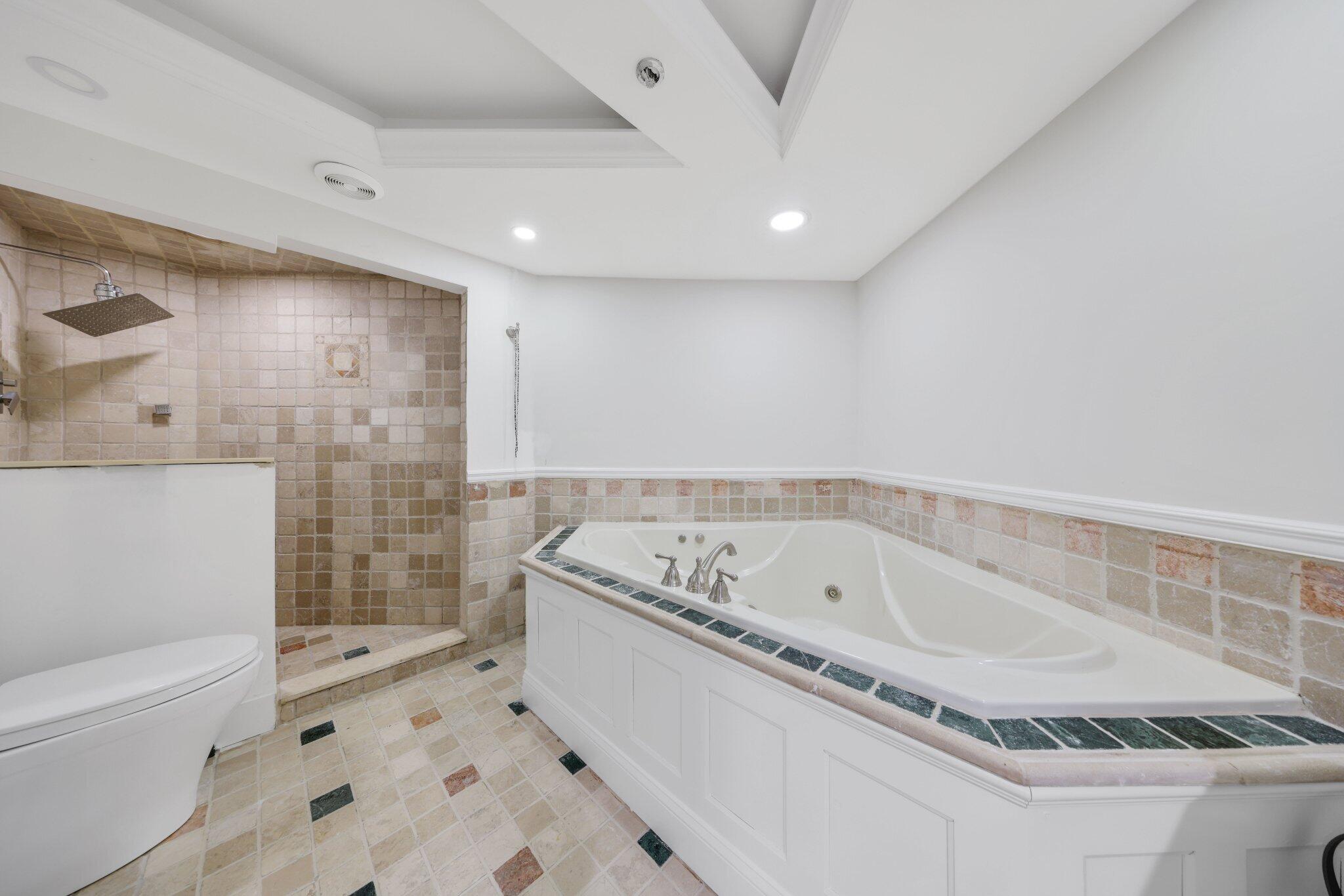 1401 South Ocean Boulevard, Unit 407 Boca Raton, FL 33432 - Photo 28 of 57 1401 S OCEAN BLVD APT 407 - 45.jpg-SMALL