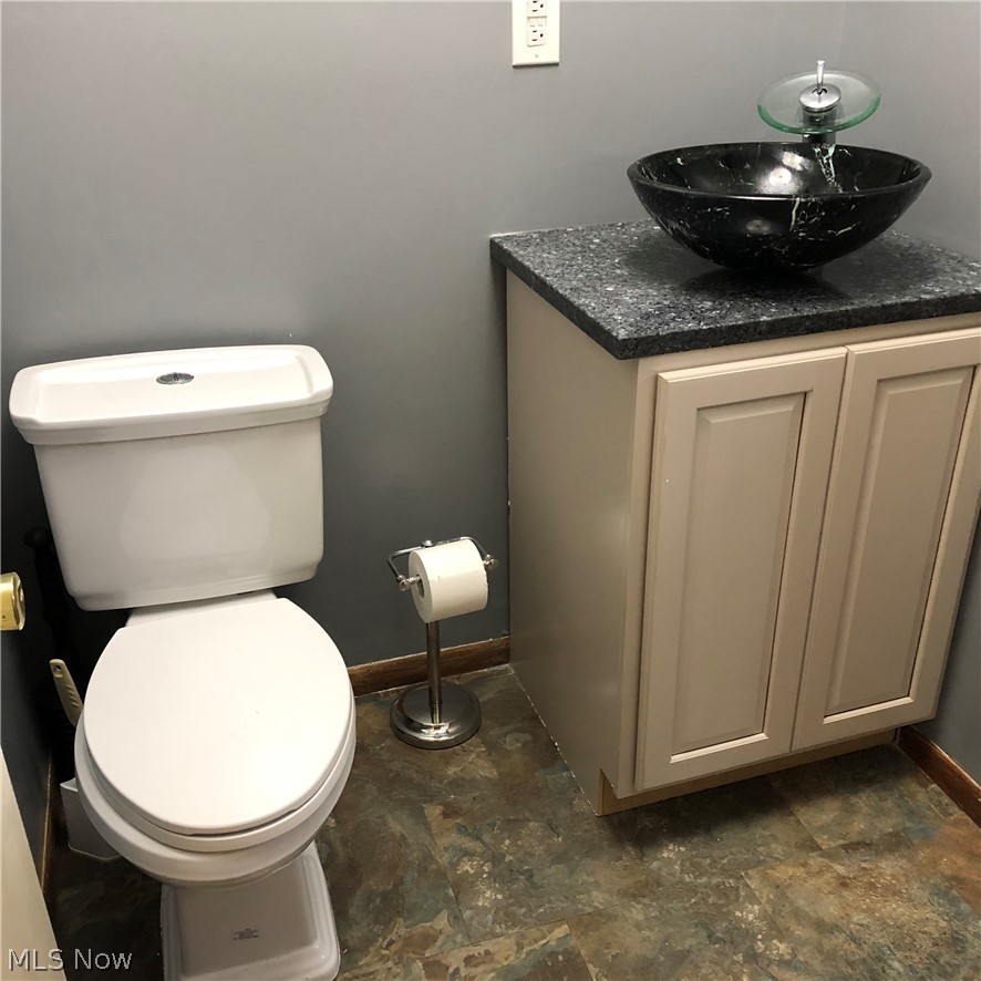 3271 Silsby Road Cleveland, OH 44118 - Photo 11 of 18 Gallery Image 11