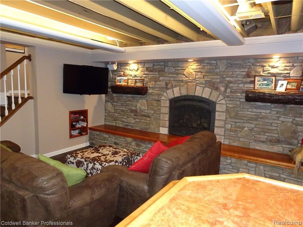 4096 Bold Meadows Rochester, MI 48306 - Photo 56 of 80 DSC01908.JPG