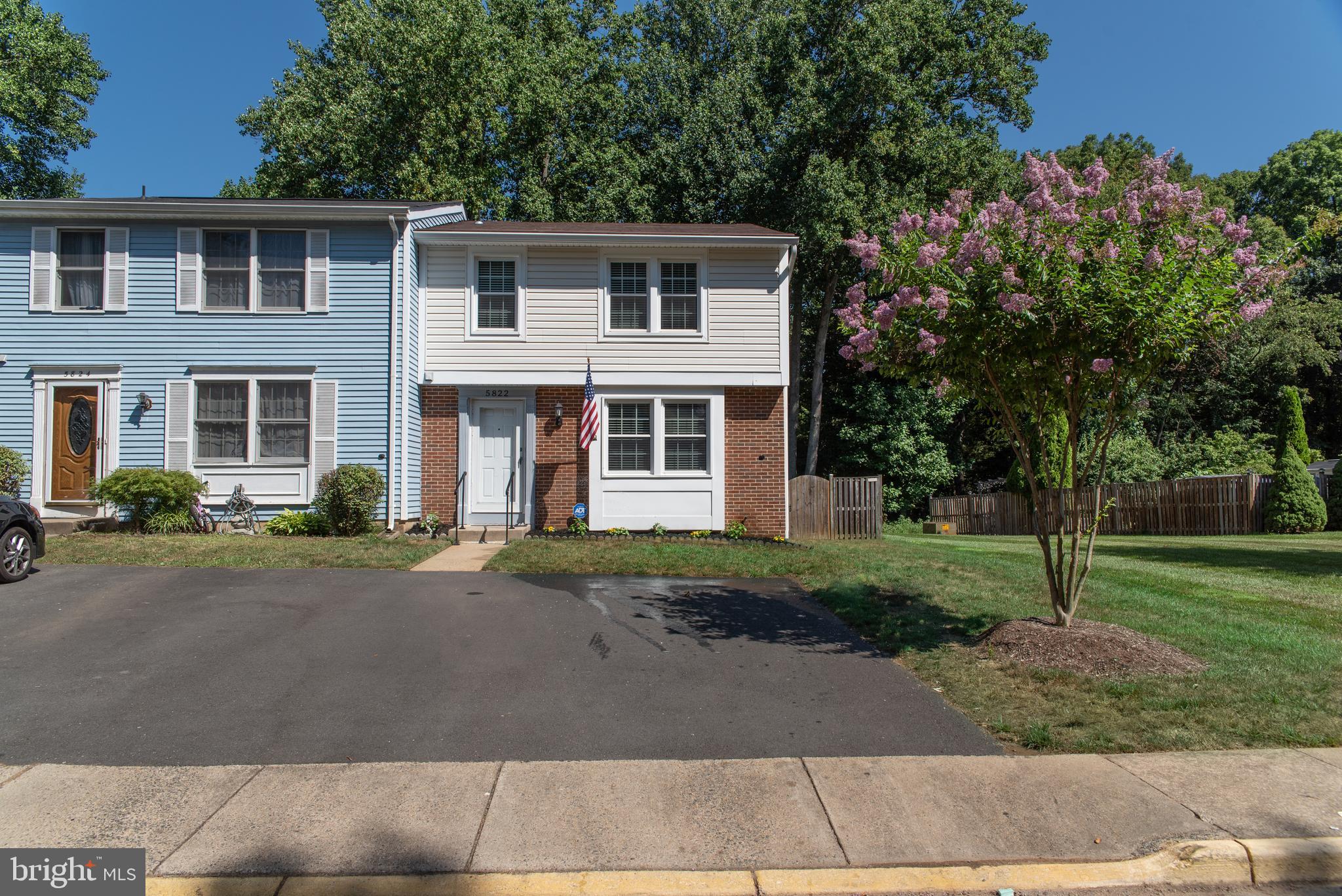 5822 Canvasback Road Burke, VA 22015 - Photo 2 of 35 Gallery Image 2