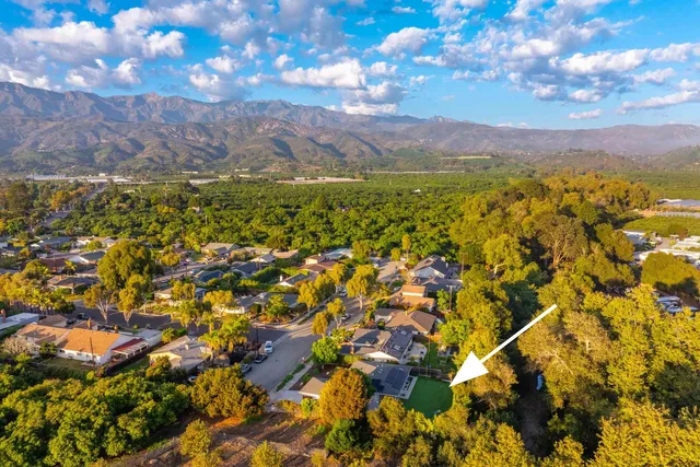 $1,770,000 | 1240 La Brea Lane, Carpinteria, CA 93013