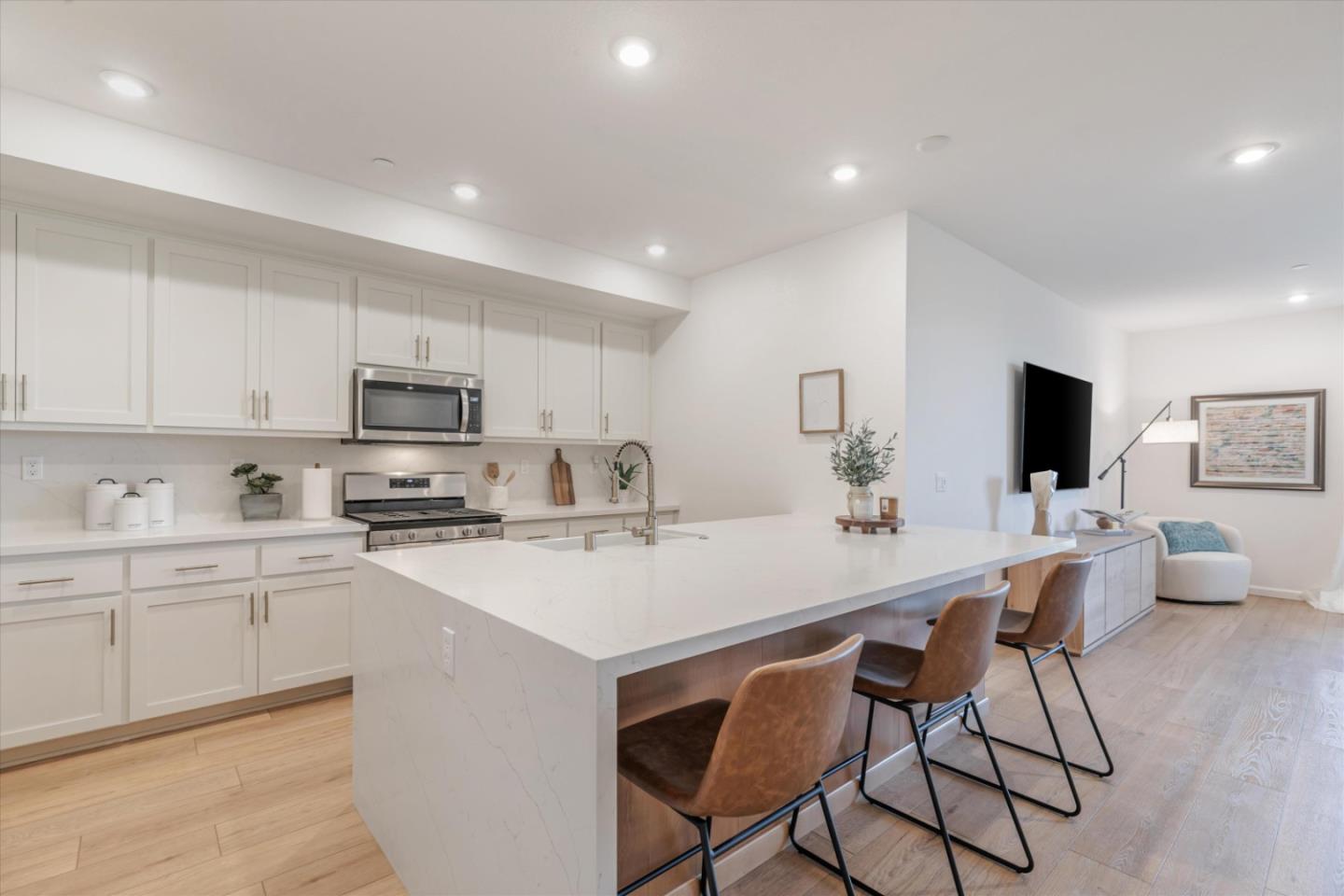 5392 Arnold Road Dublin, CA 94568 - Photo 18 of 53 Gallery Image 18