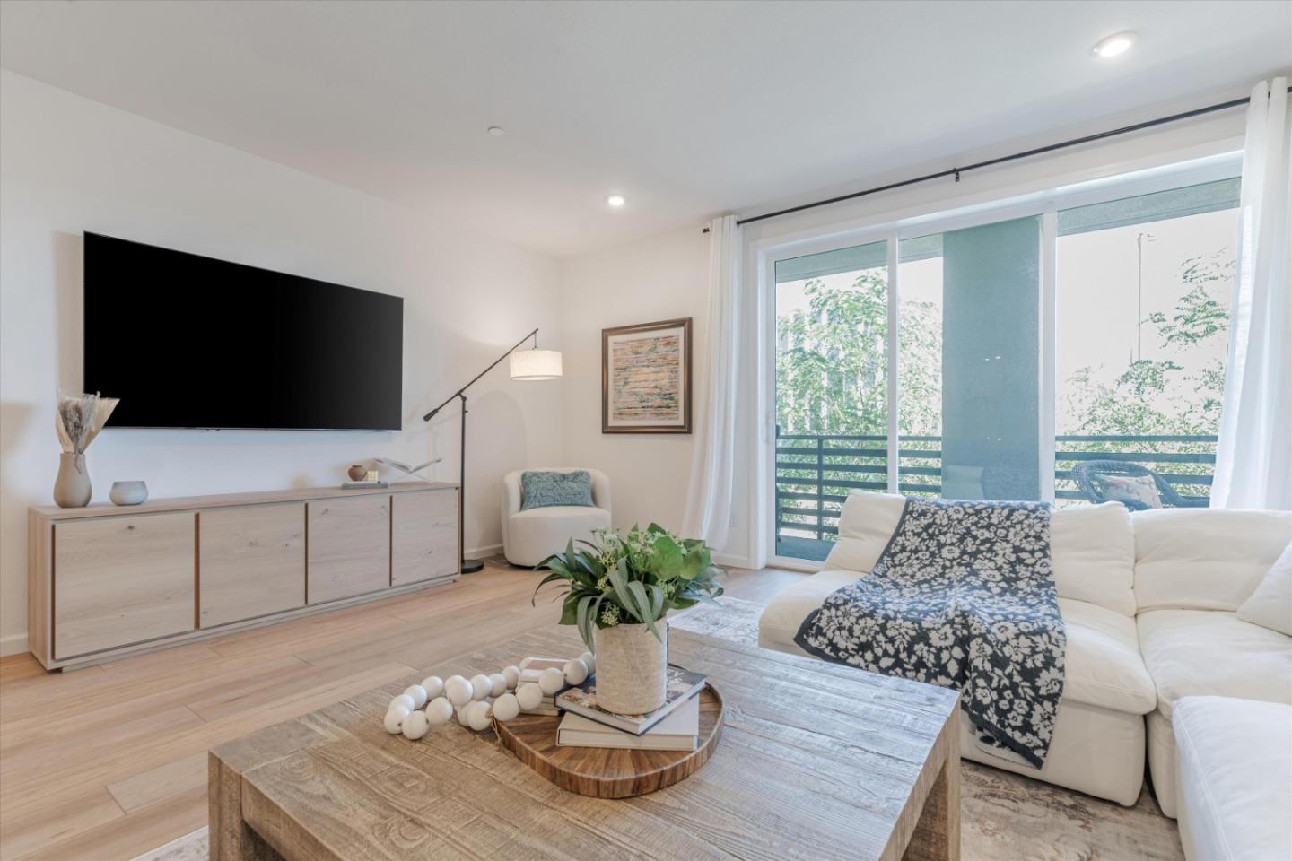 5392 Arnold Road Dublin, CA 94568 - Photo 10 of 53 Gallery Image 10