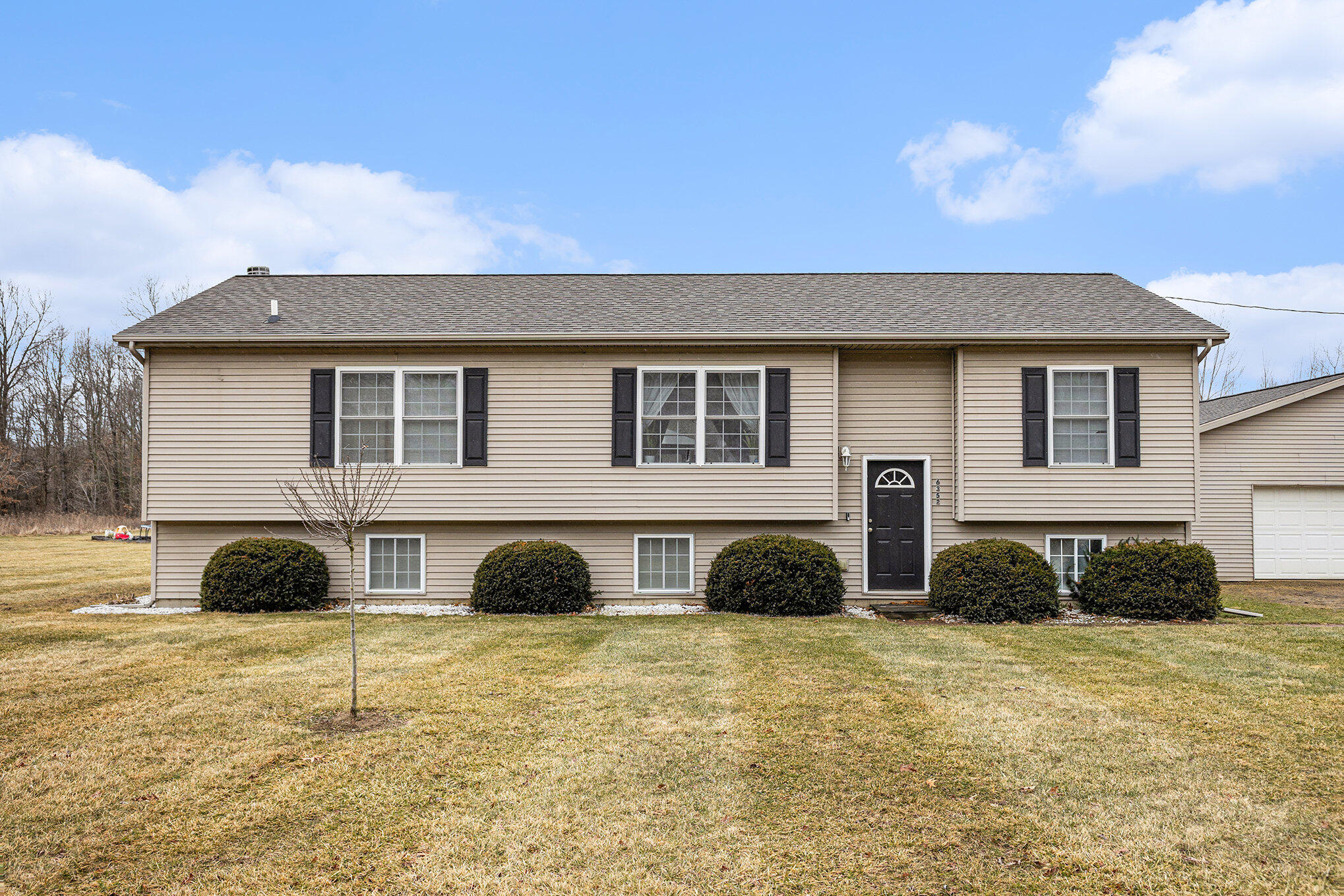 6352 Maple Lane Road Rives Junction, MI 49277 - Photo 1 of 35 001_img_6614_292