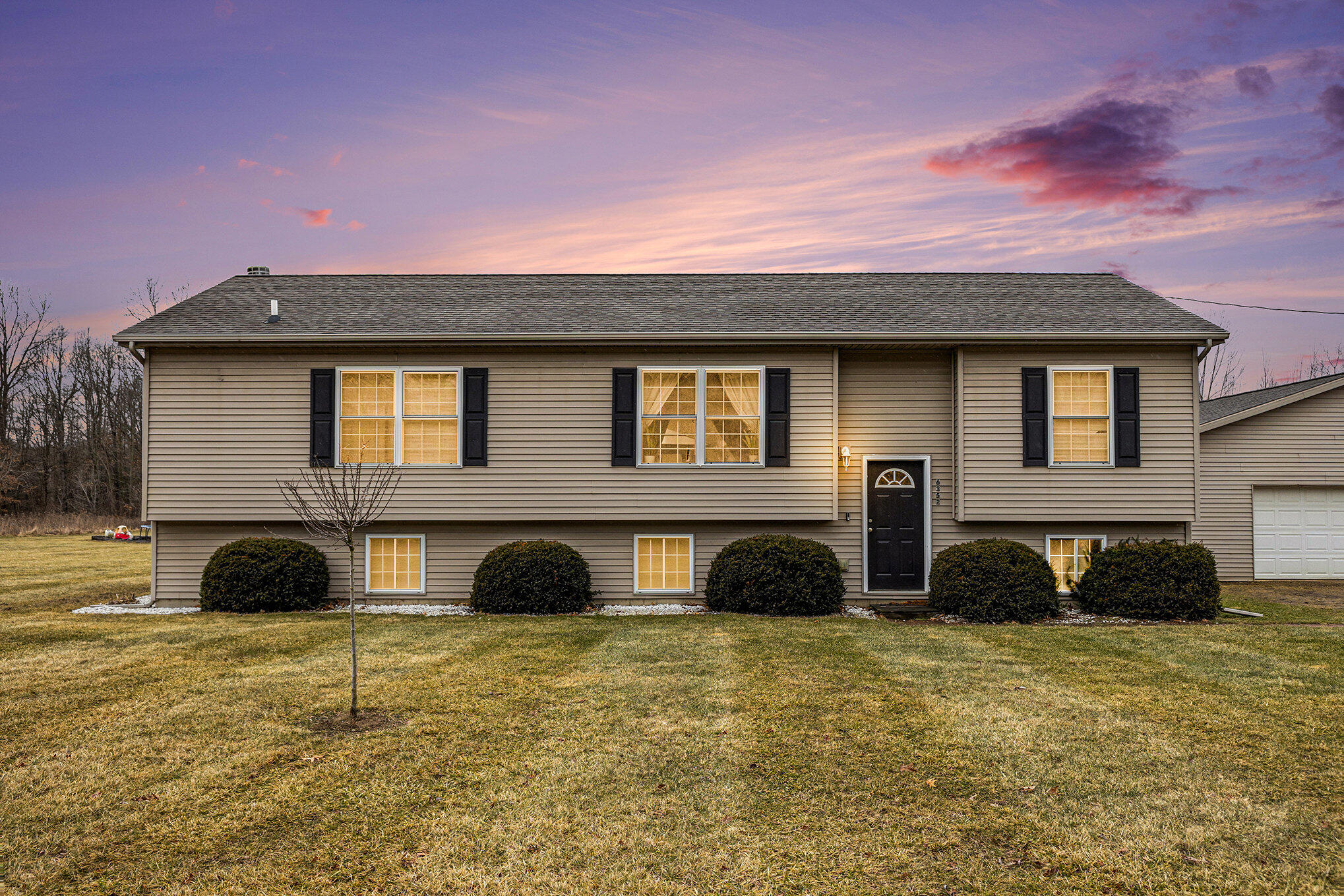6352 Maple Lane Road Rives Junction, MI 49277 - Photo 2 of 35 002_img_6614_twilight_592