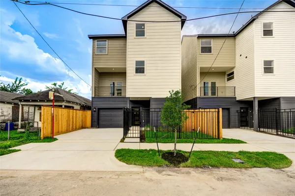 $355,000 | 3406 Rawley Street, Houston, TX 77020