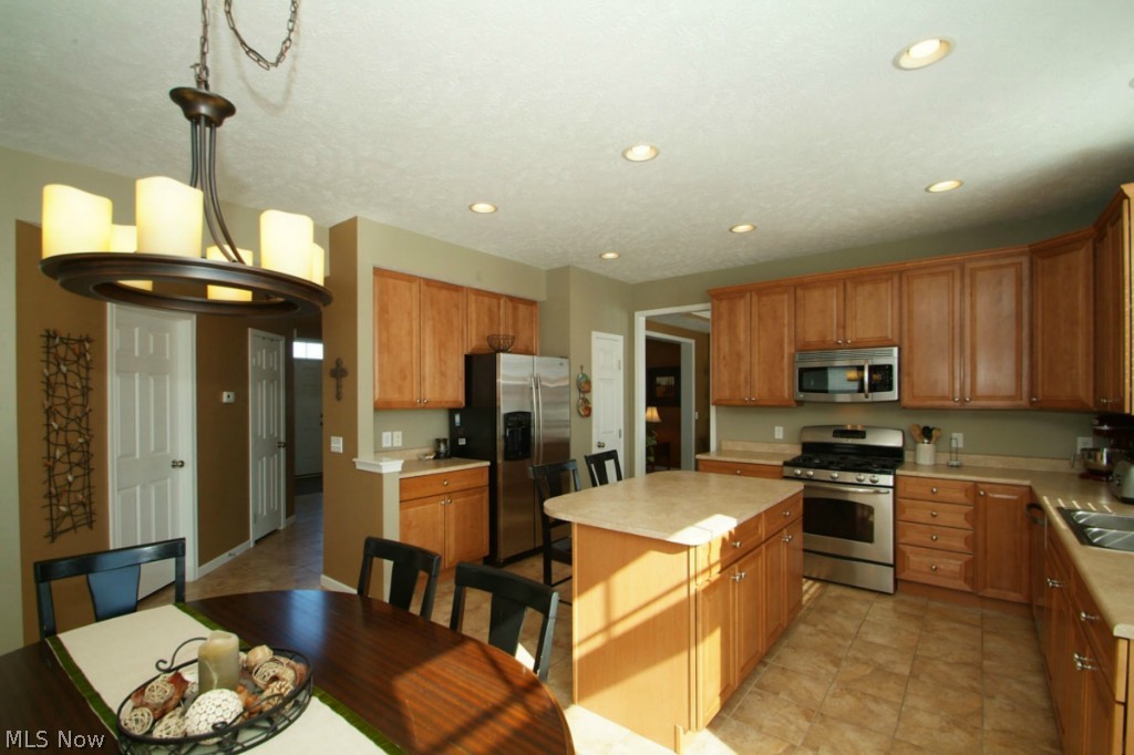 4440 Ridgestone Way Medina, OH 44256 - Photo 16 of 22 Gallery Image 16
