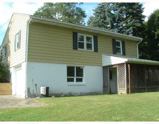 1084 Starr Road Crescent, PA 15046 - Photo 3 of 17 Exterior Back.