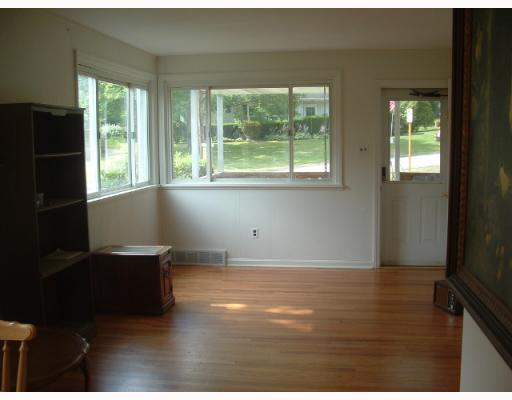 1084 Starr Road Crescent, PA 15046 - Photo 6 of 17 Living Room.