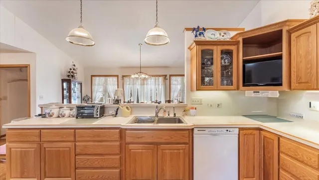 $665,000 | 10929 County Road 14 Northeast, Miltona, MN 56354