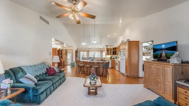 $665,000 | 10929 County Road 14 Northeast, Miltona, MN 56354