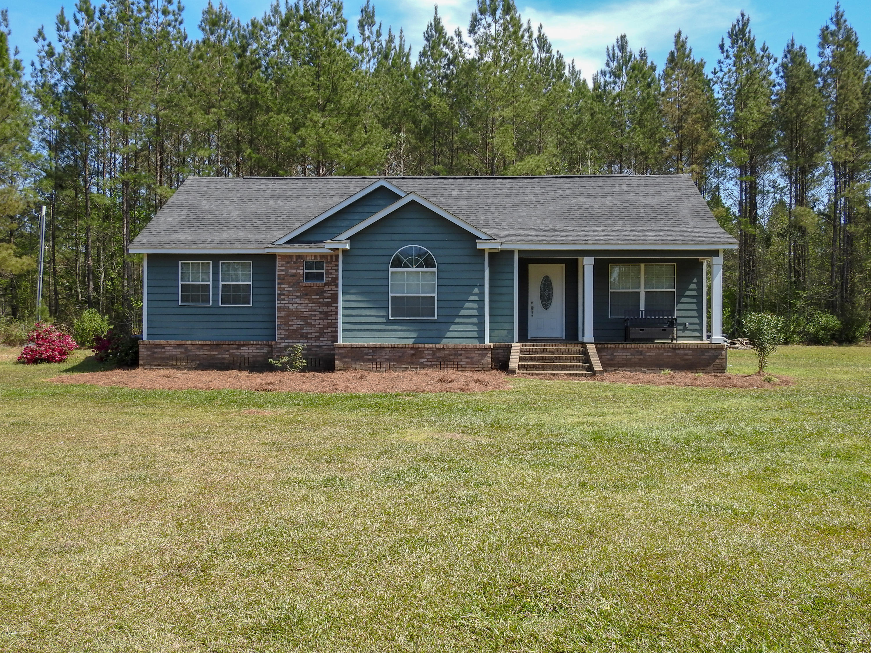 2145 Mt Pleasant Road Lucedale, MS 39452 - Photo 1 of 44 DSCN0595
