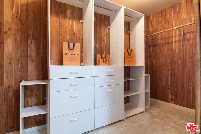 a view of walk in closet