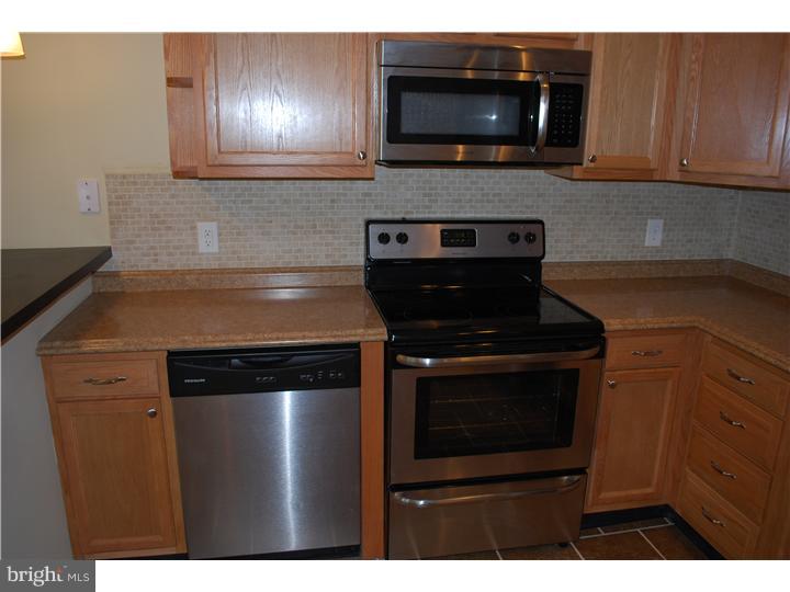 16 Merry Road Newark, DE 19713 - Photo 9 of 21 Kitchen