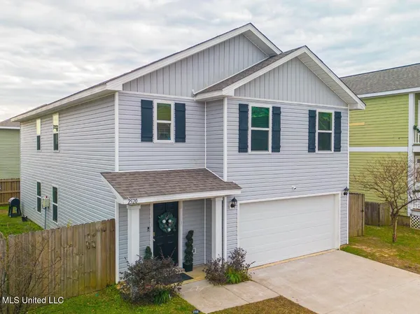 $2,500 | 2520 Esplanade Street, Ocean Springs, MS 39564