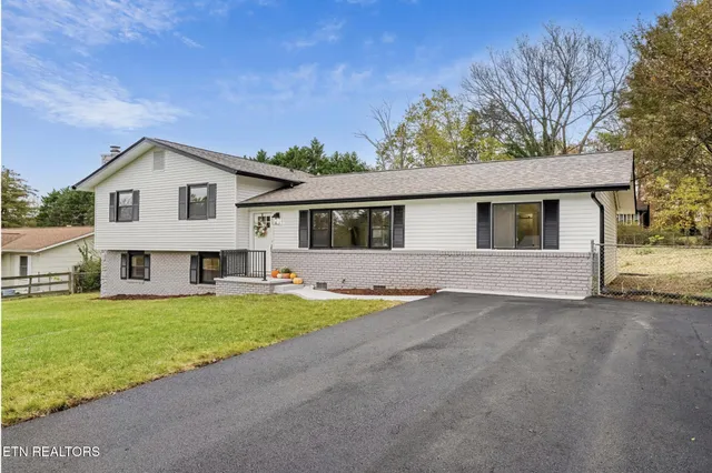 $558,900 | 6741 Heatherbrook Drive, Knoxville, TN 37931