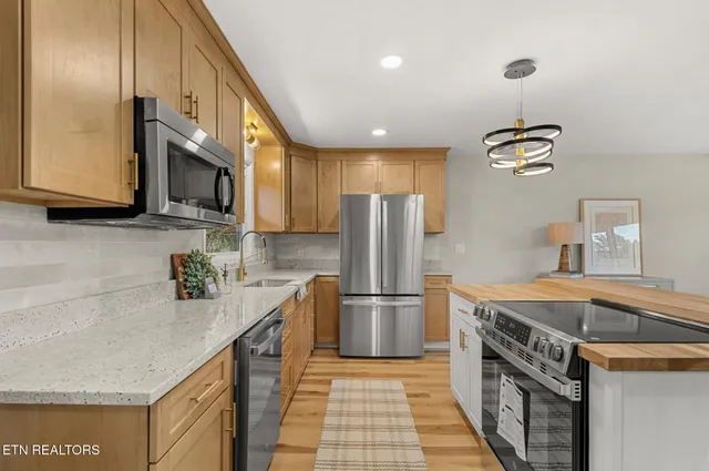 $558,900 | 6741 Heatherbrook Drive, Knoxville, TN 37931