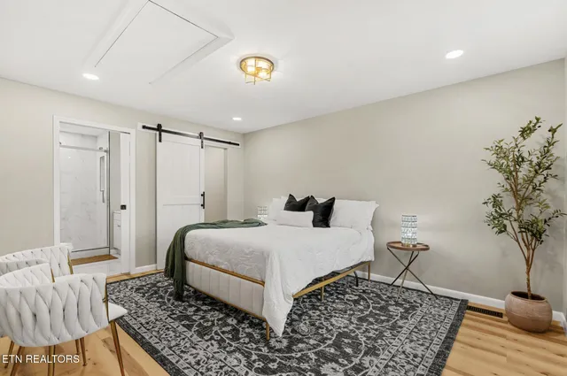 $558,900 | 6741 Heatherbrook Drive, Knoxville, TN 37931