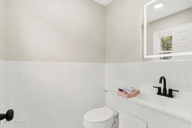 $558,900 | 6741 Heatherbrook Drive, Knoxville, TN 37931