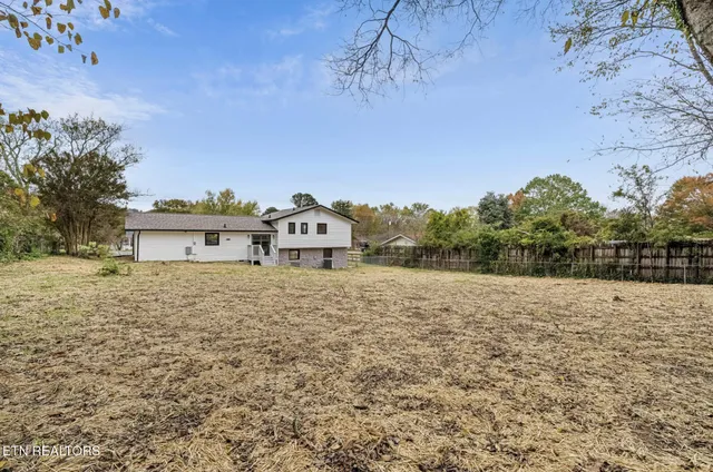 $558,900 | 6741 Heatherbrook Drive, Knoxville, TN 37931