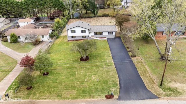 $558,900 | 6741 Heatherbrook Drive, Knoxville, TN 37931