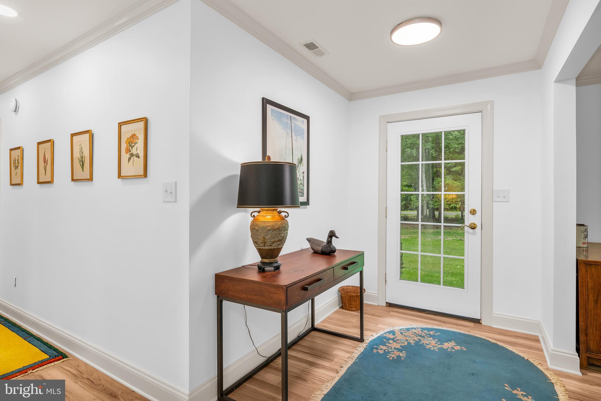 9459 New Road McDaniel, MD 21647 - Photo 17 of 27 a living room with furniture and a window