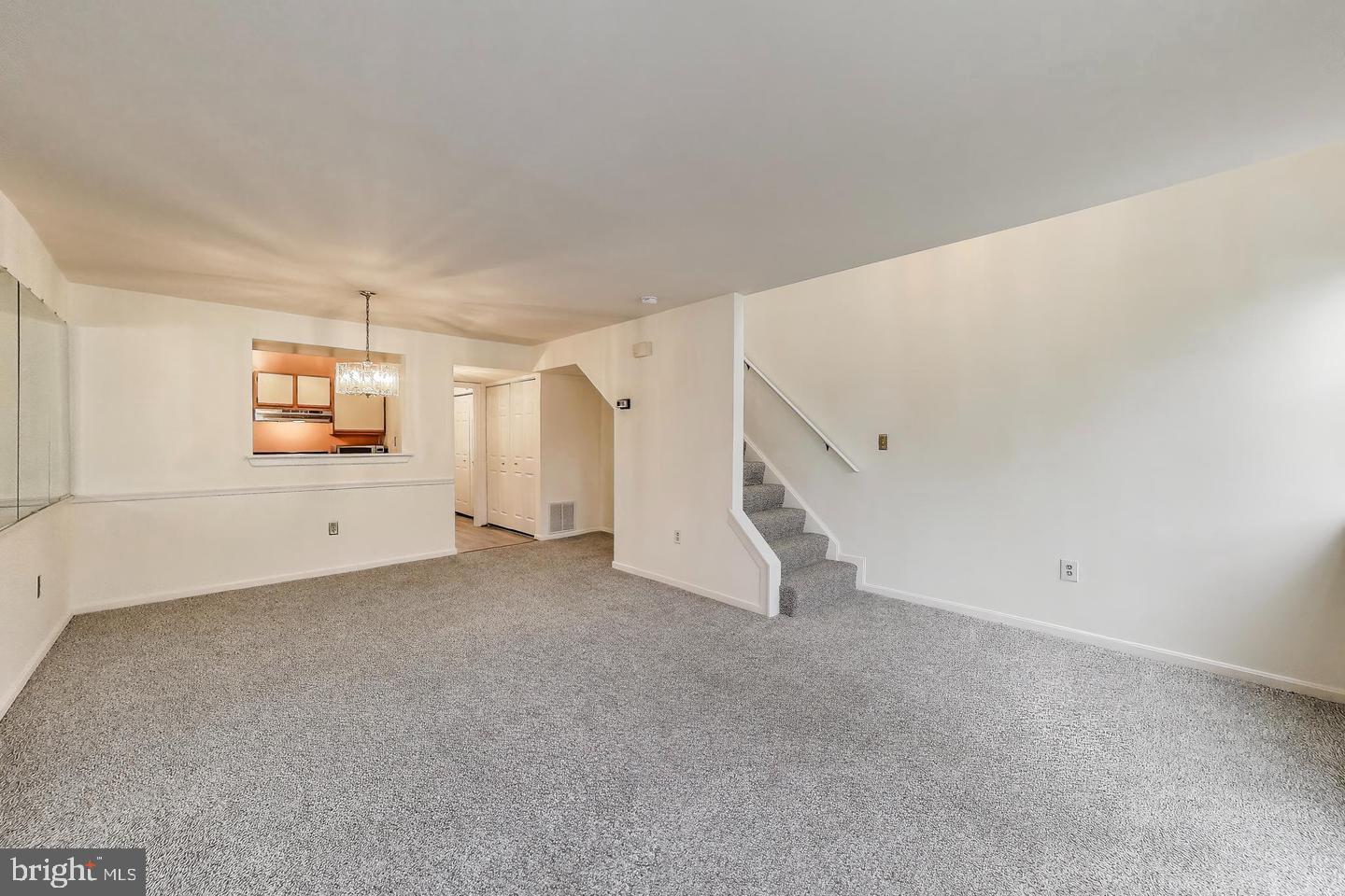 11914 Filly Lane North Potomac, MD 20878 - Photo 6 of 19 Gallery Image 6