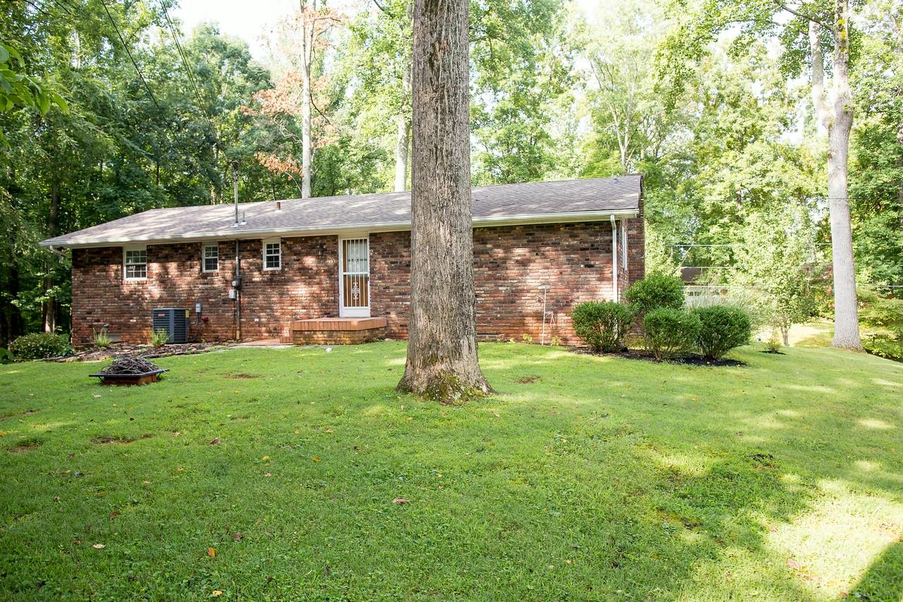 700 Summit View Road Knoxville, TN 37920 - Photo 8 of 24 Back of home/All Brick