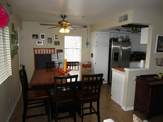 285 Mangano Circle Encinitas, CA 92024 - Photo 3 of 15