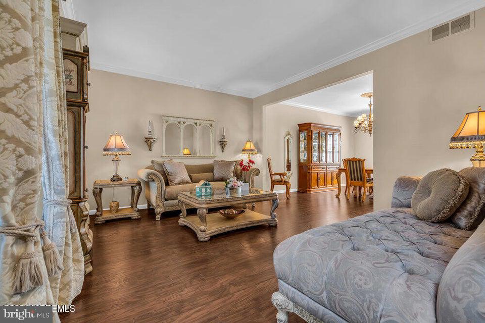 93 Gristmill Road Howell, NJ 07731 - Photo 8 of 54
