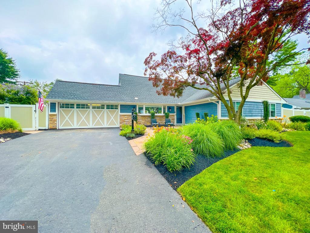38 Spring Valley Road Levittown, PA 19056 - Photo 2 of 50 Gallery Image 2