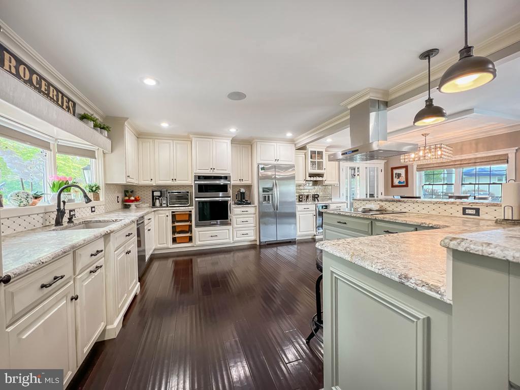 38 Spring Valley Road Levittown, PA 19056 - Photo 4 of 50 Custom Gourmet kitchen