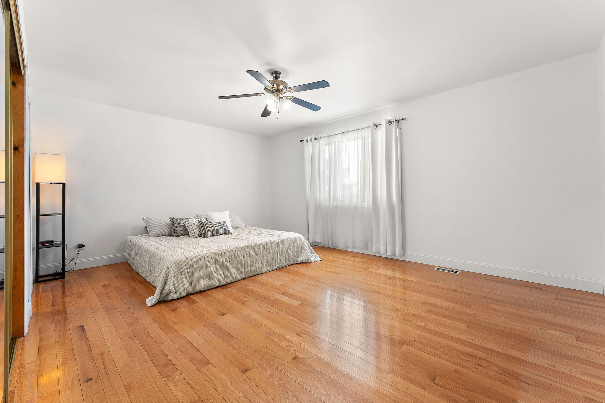 16255 Grant Street Crown Point, IN 46307 - Photo 28 of 61 2048x1365