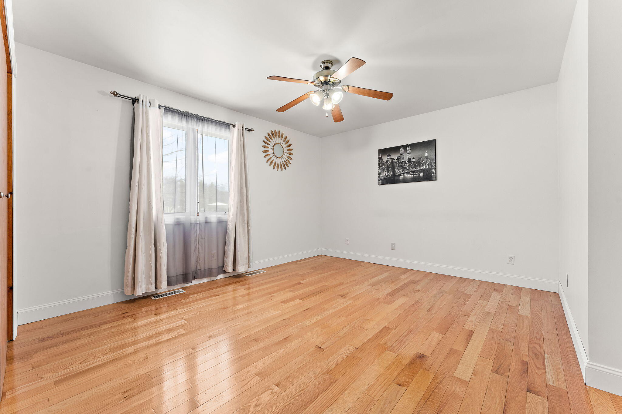 16255 Grant Street Crown Point, IN 46307 - Photo 32 of 61 2048x1365