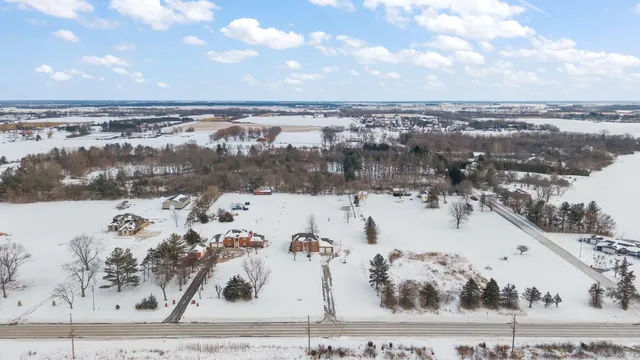 $525,000 | 16255 Grant Street, Crown Point, IN 46307