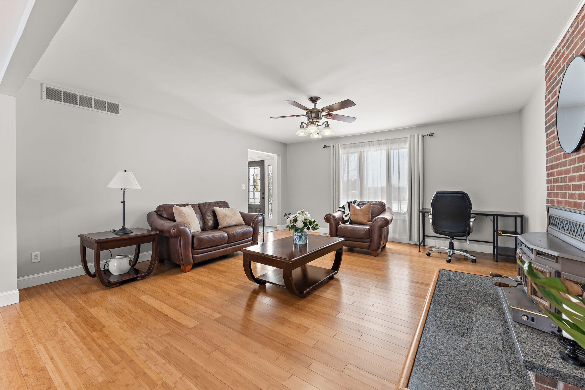 16255 Grant Street Crown Point, IN 46307 - Photo 6 of 61 2048x1365