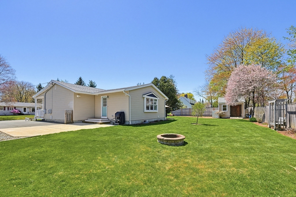 6 Haverstock Road Franklin, MA 02038 - Photo 41 of 42