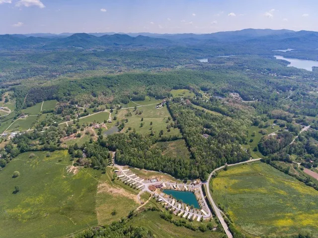 $238,500 | 8 Mountain Meadows Drive, Morganton, GA 30560