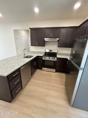 $1,775 | 4219 Menga Drive, Unit 1, Schenectady, NY 12304