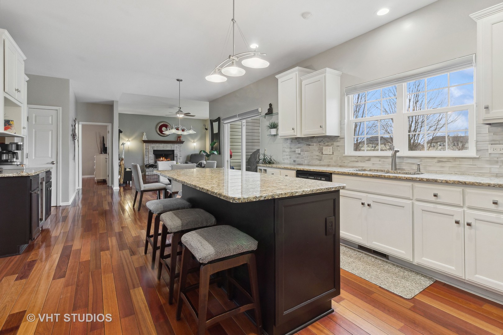 13602 Rockefeller Circle Plainfield, IL 60544 - Photo 7 of 47 Gallery Image 7
