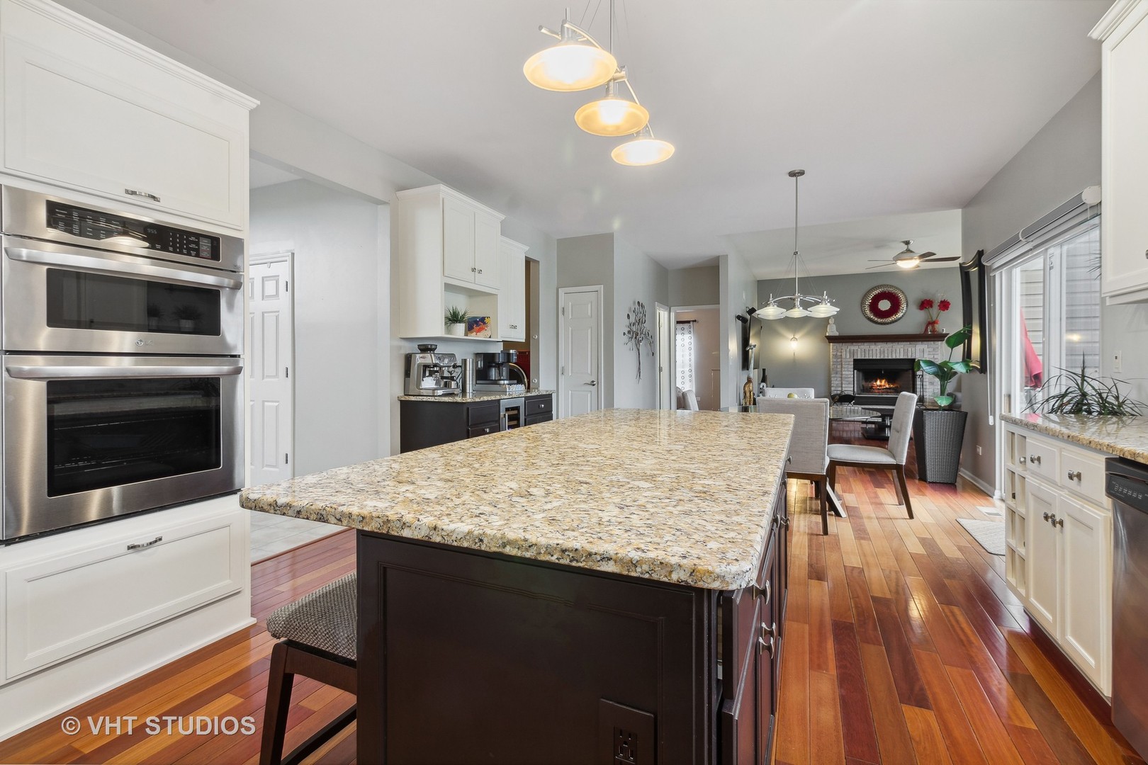 13602 Rockefeller Circle Plainfield, IL 60544 - Photo 10 of 47 Gallery Image 10