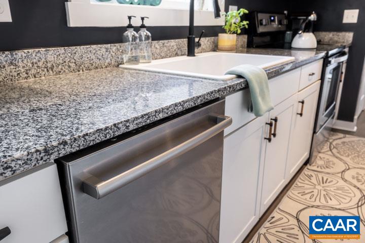 6526 Esmont Road Keene, VA 22946 - Photo 18 of 49 Gallery Image 18
