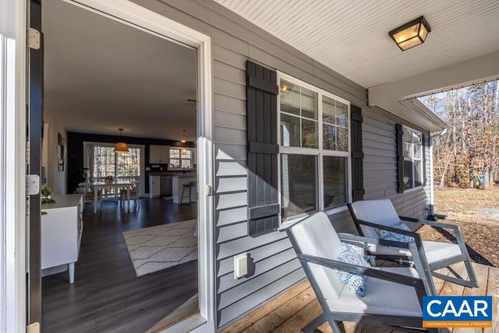 6526 Esmont Road Keene, VA 22946 - Photo 6 of 49 Gallery Image 6
