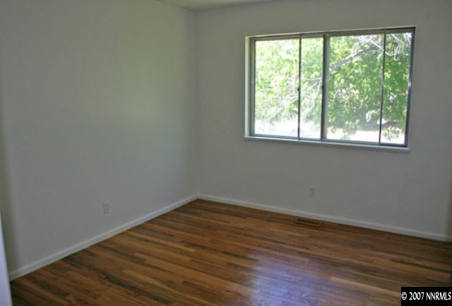 3250 Everett Drive Reno, NV 89503 - Photo 4 of 6 Photo 4