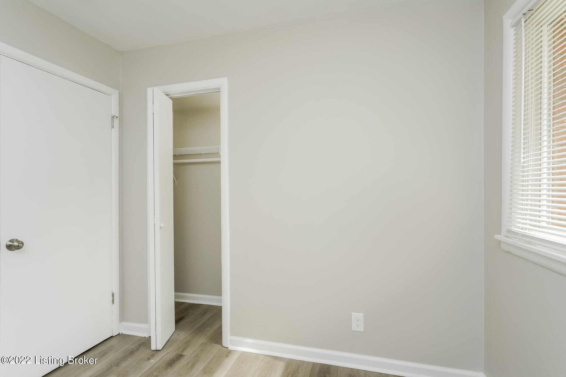 5205 Rural Way Louisville, KY 40218 - Photo 6 of 11 024-photo-primary-bedroom-12023915