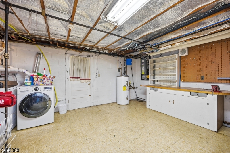 52 Roxbury Drive Kenvil, NJ 07847 - Photo 26 of 39